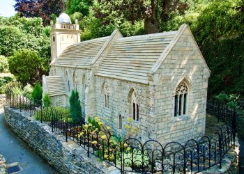 model-village-6578188_1920